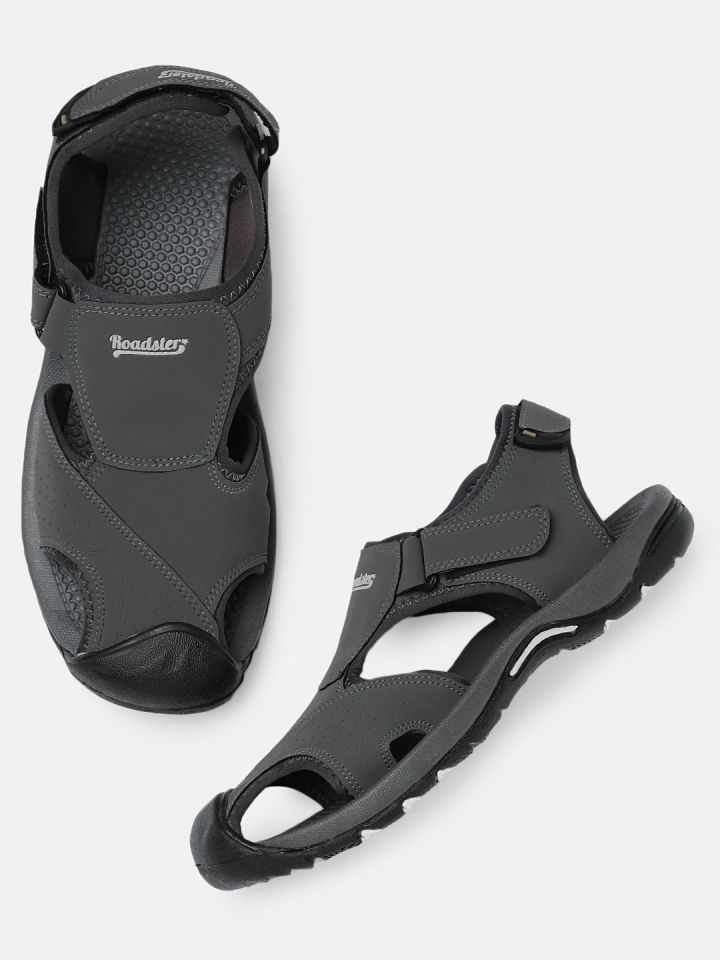 Sandals myntra hotsell