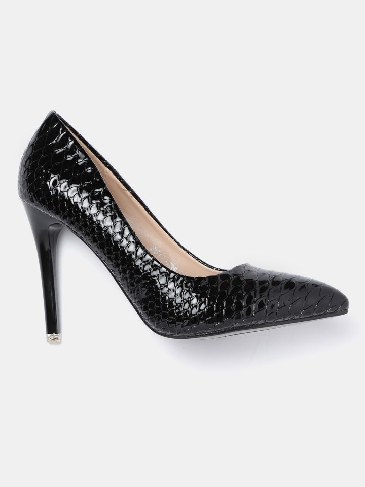 Lavie Women Black Snakeskin Textured Pumps