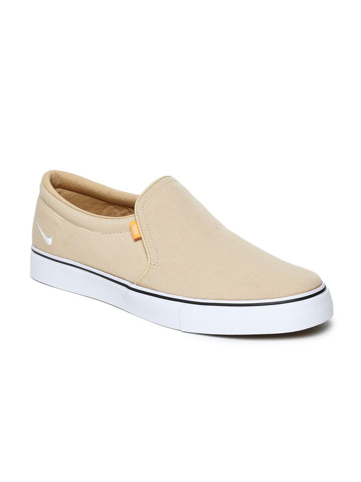 falso Loco Contador Buy Nike Men Beige COURT ROYALE AC SLP Slip On Sneakers - Casual Shoes for  Men 9082543 | Myntra