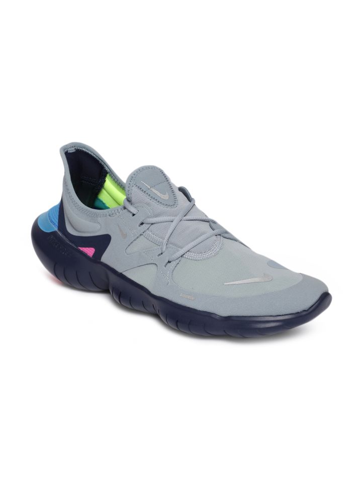 hueco Cooperación plato Buy Nike Men Grey & Blue Free RN 5.0 Running Shoes - Sports Shoes for Men  9082875 | Myntra