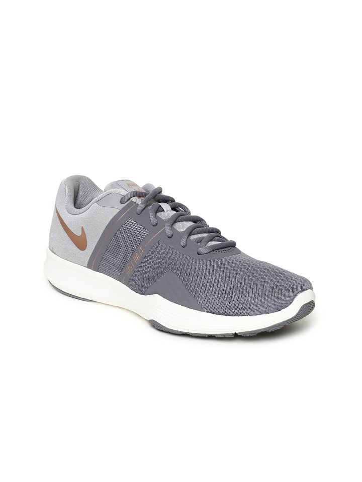 Nike city trainer 2 gunsmoke top