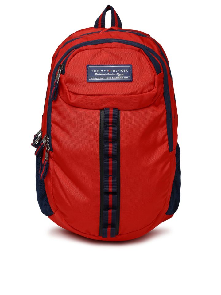 Tommy hilfiger shop backpack myntra