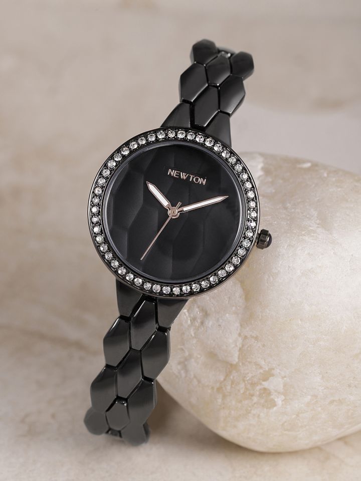 Newton watch store