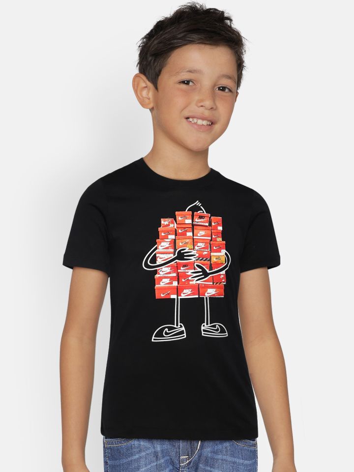 Sneaker clearance tee shirts