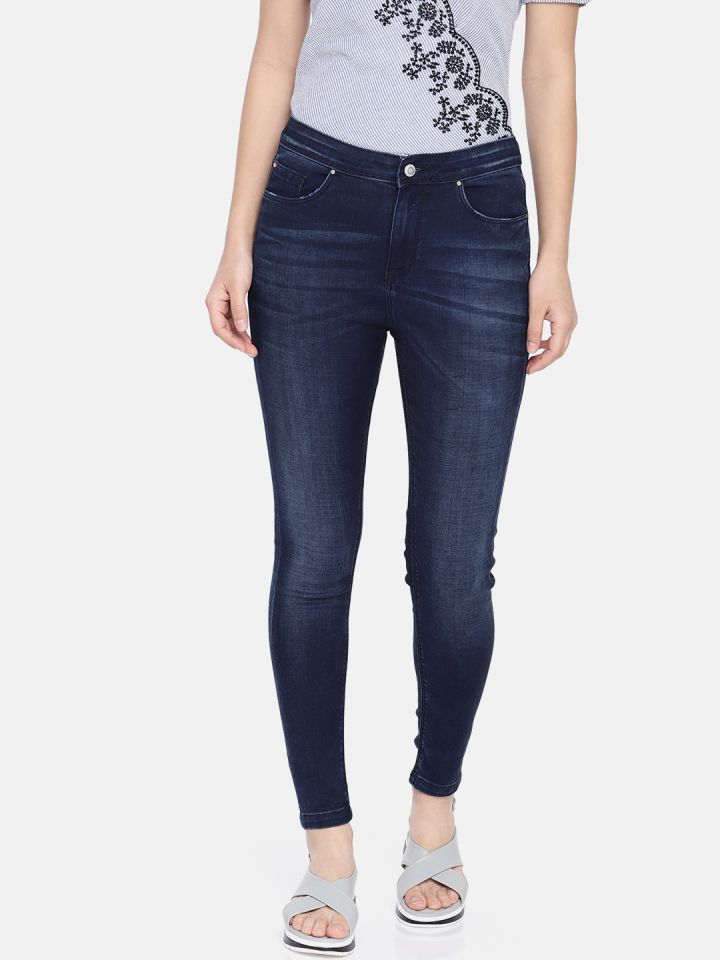 Lee cooper jeans myntra sales