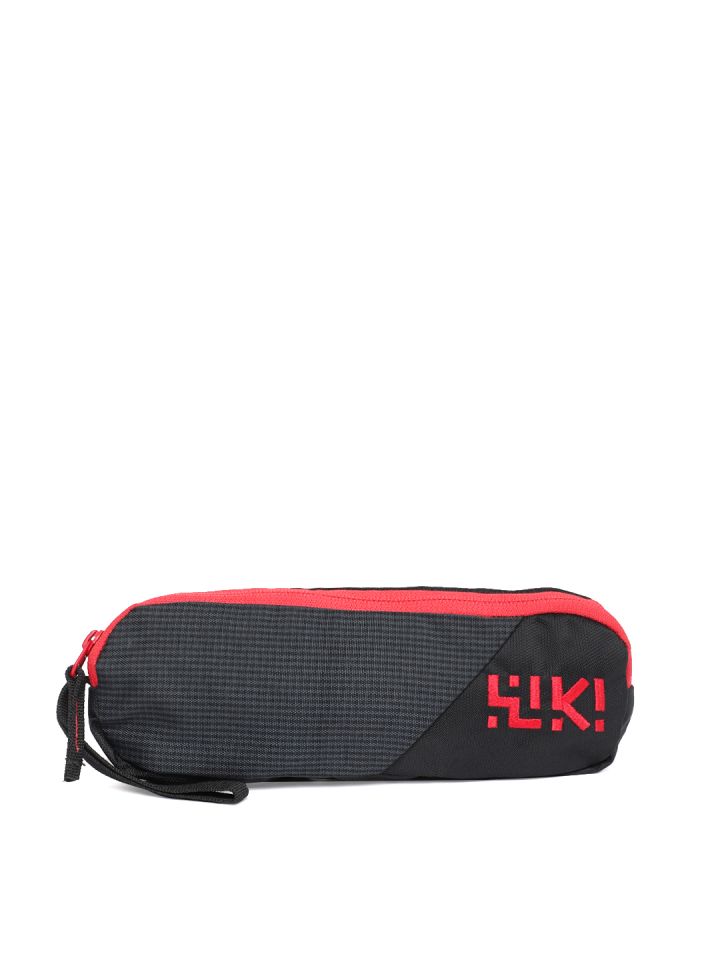 Buy Wildcraft Unisex Black Wiki Axial Travel Pouch Travel