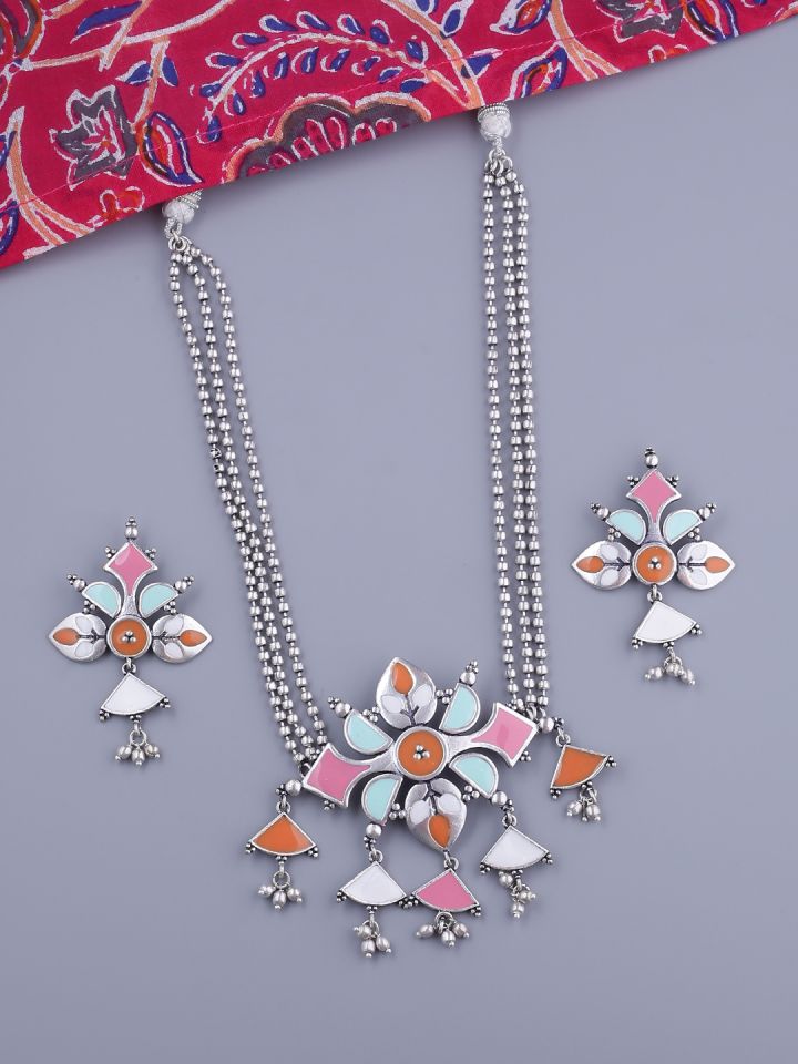 Voylla outlet long necklace