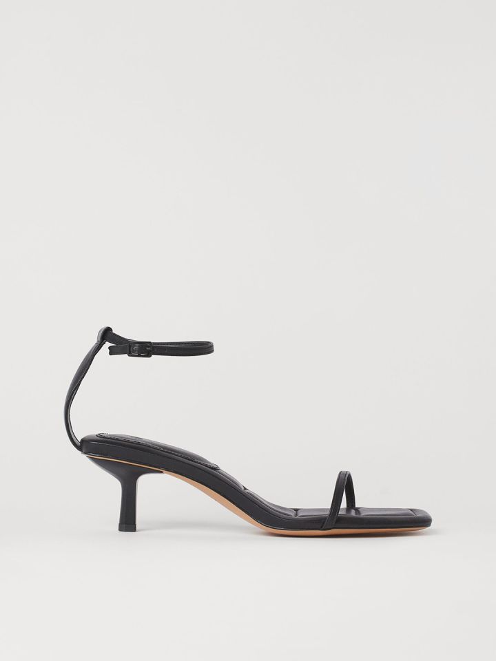 Black square toe sale sandal