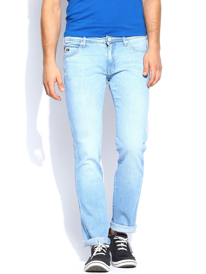 light blue wrangler jeans