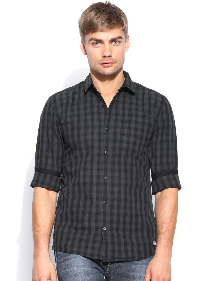Buy Wrangler Men Black Grey Checked Slim Fit Casual Shirt