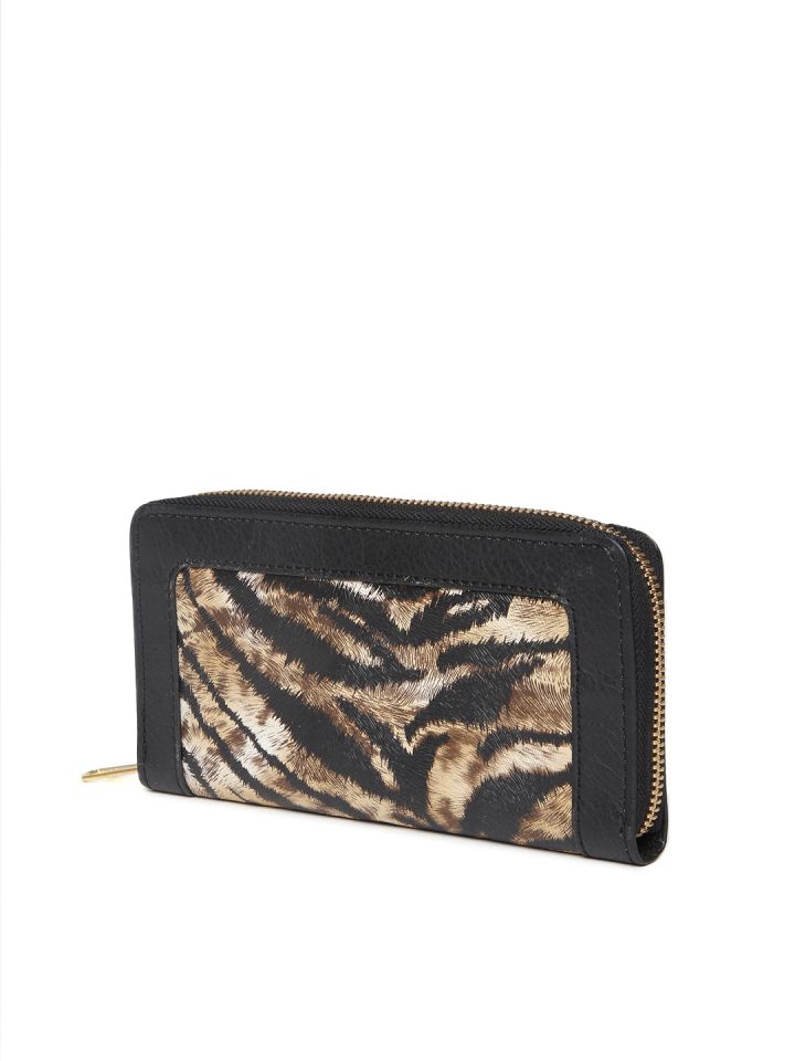 bata ladies wallet