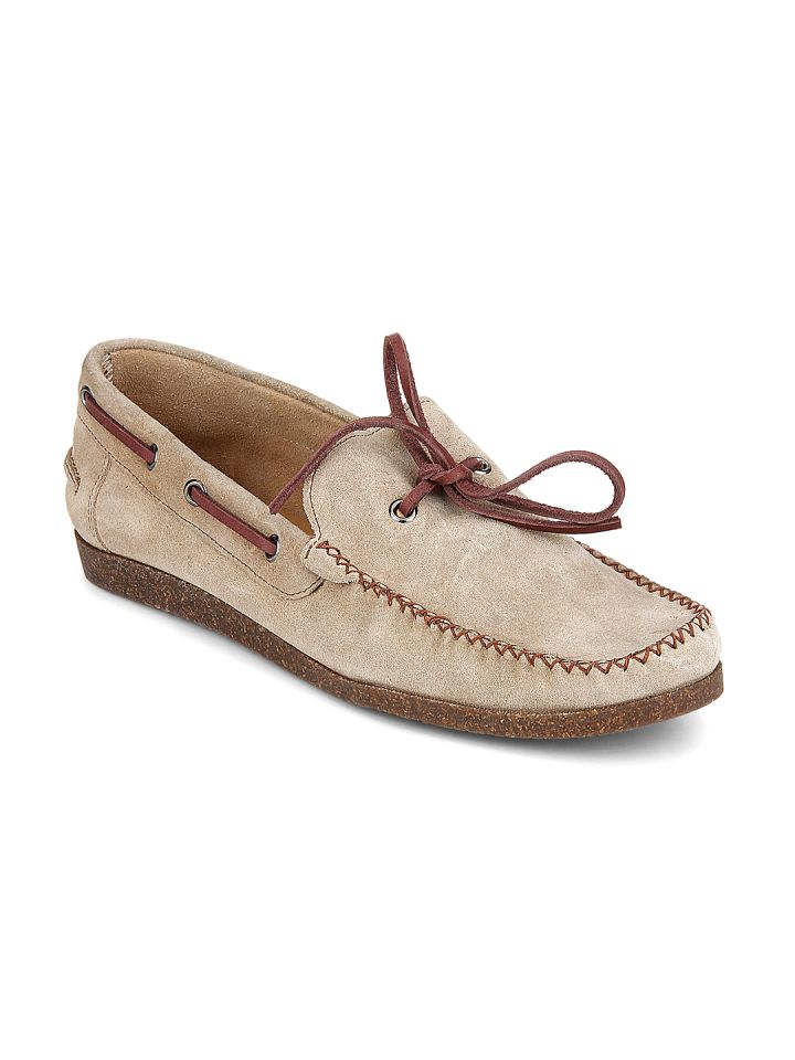 Mens beige boat shoes top