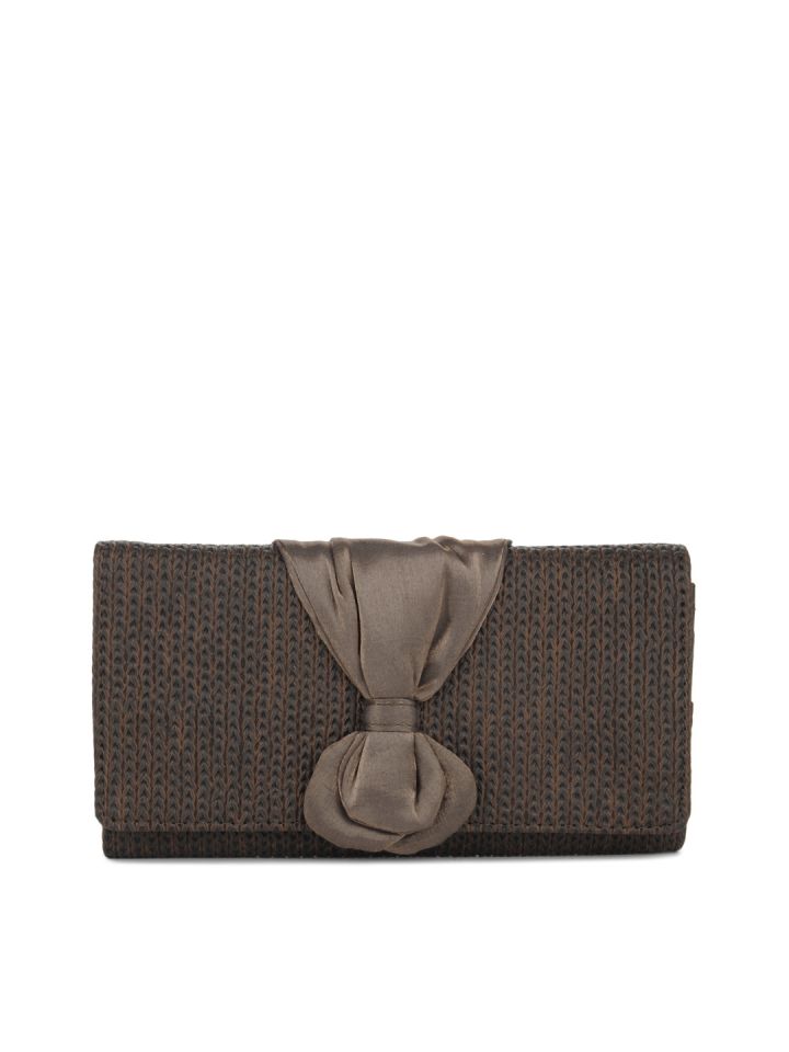 Baggit top wallet myntra