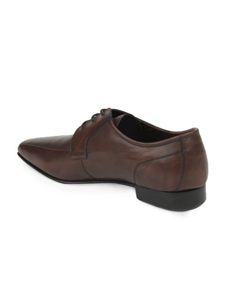 Buy Clarks Men Brown Chilton Lace Leather Formal Shoes Formal