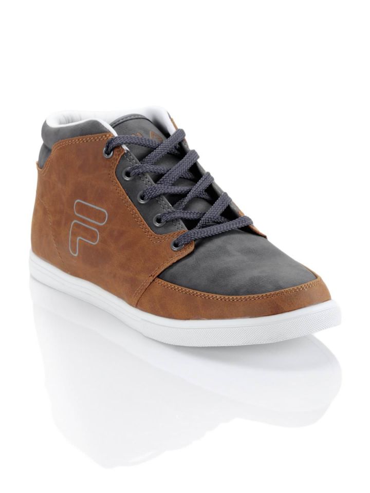 Fila brown new arrivals casual shoes