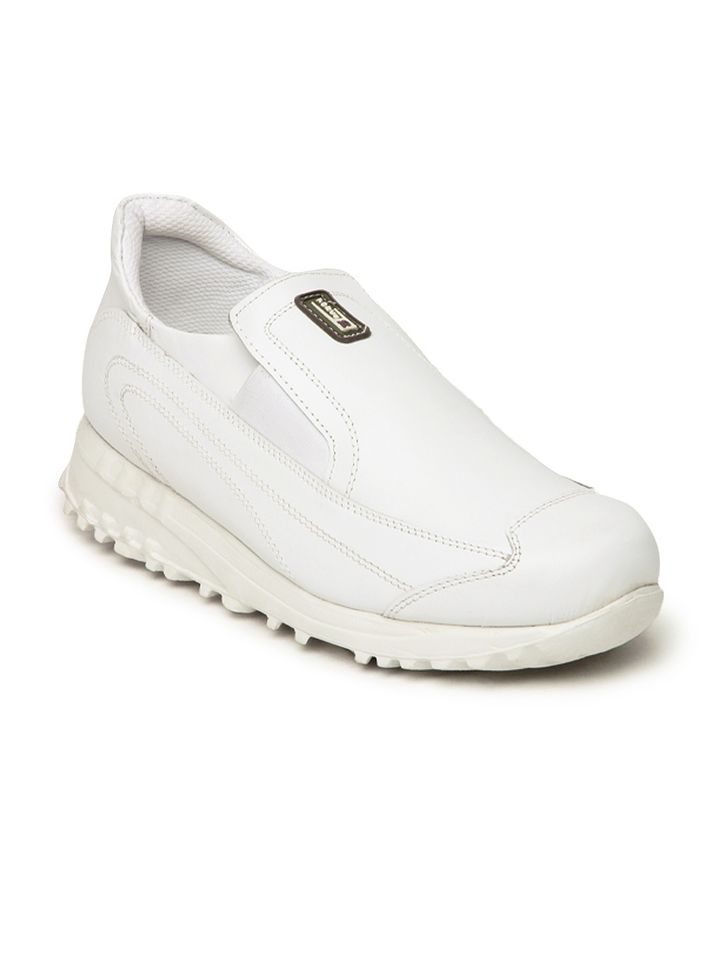 force 10 sports shoes