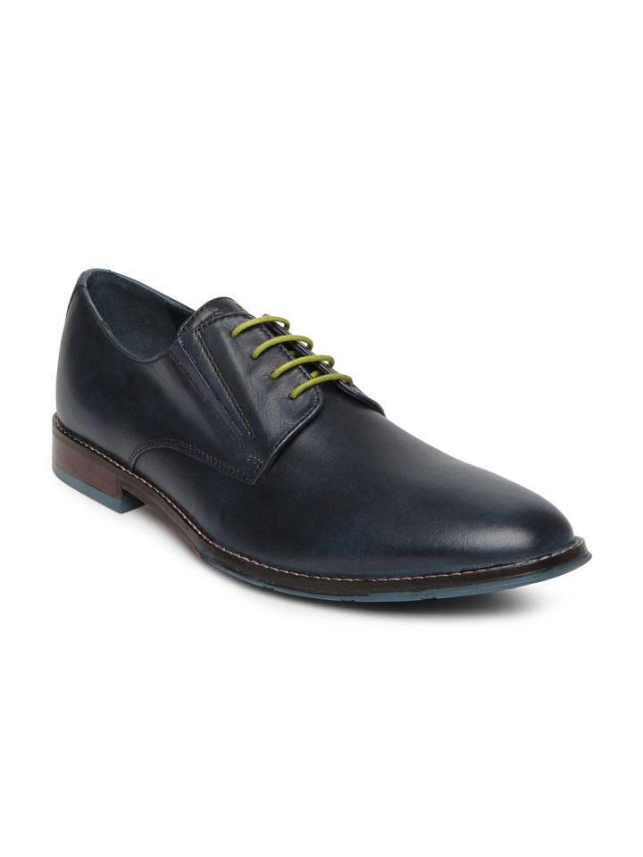 Hush puppies myntra sale