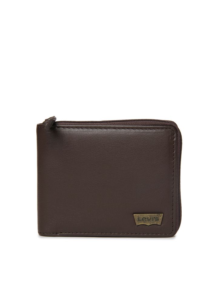 Levis wallets myntra hot sale