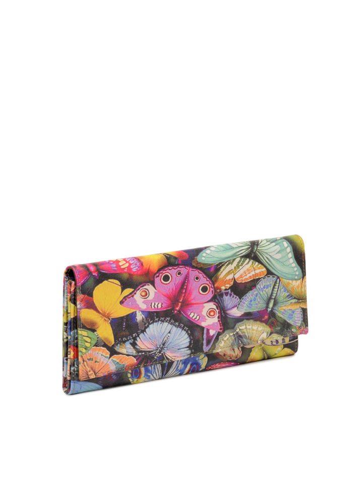 Myntra clutches top