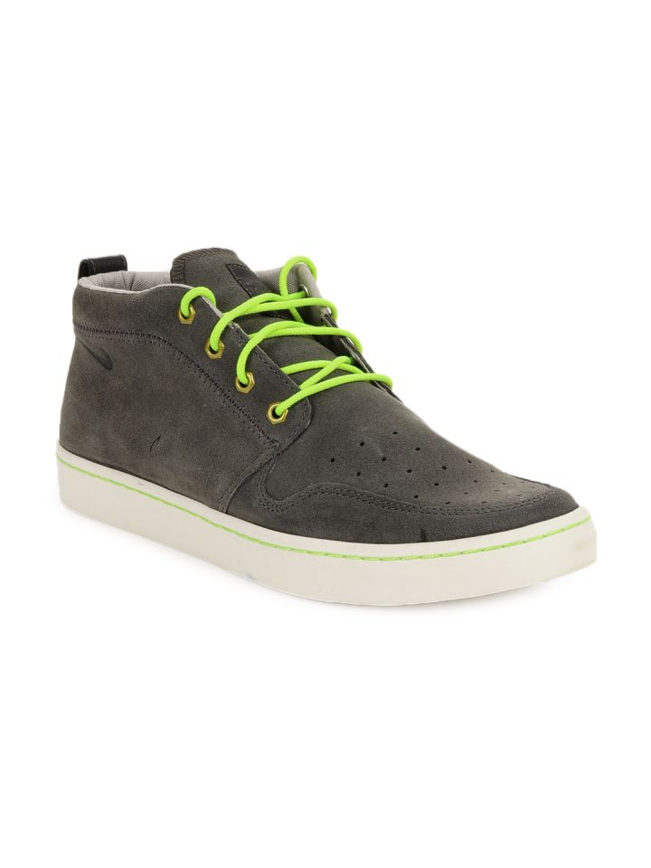 Nike top wardour chukka