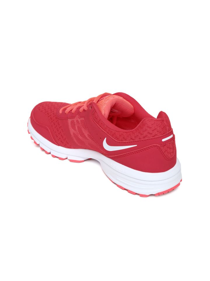 Nike aeroply women's top