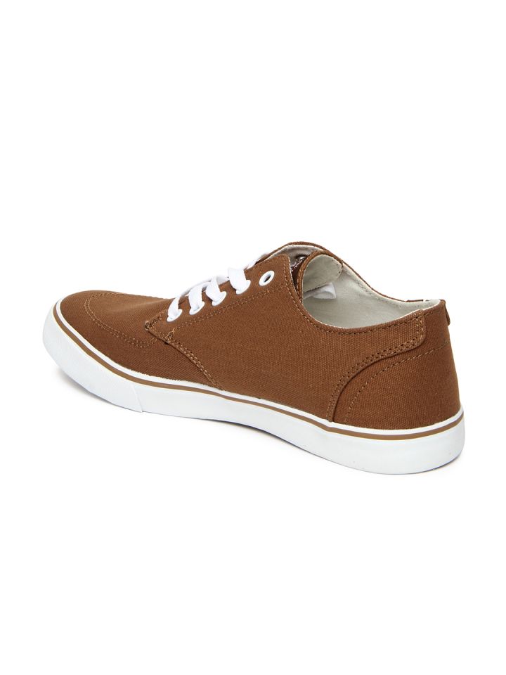 Myntra canvas shoes online