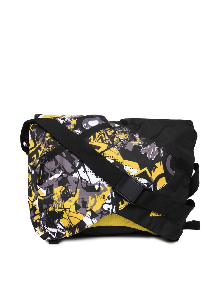 Wildcraft messenger discount bags myntra