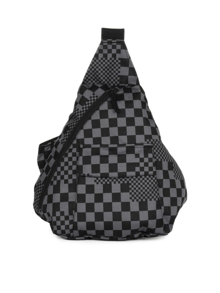 wildcraft women's shoulder bag