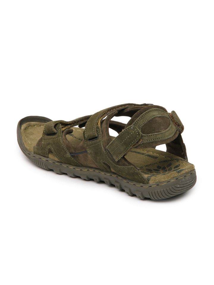 Myntra hotsell woodland sandals