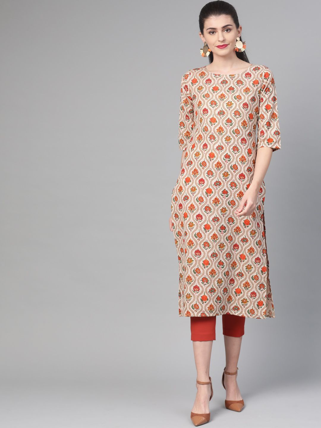 Nayo Women Beige & Orange Printed Straight Kurta