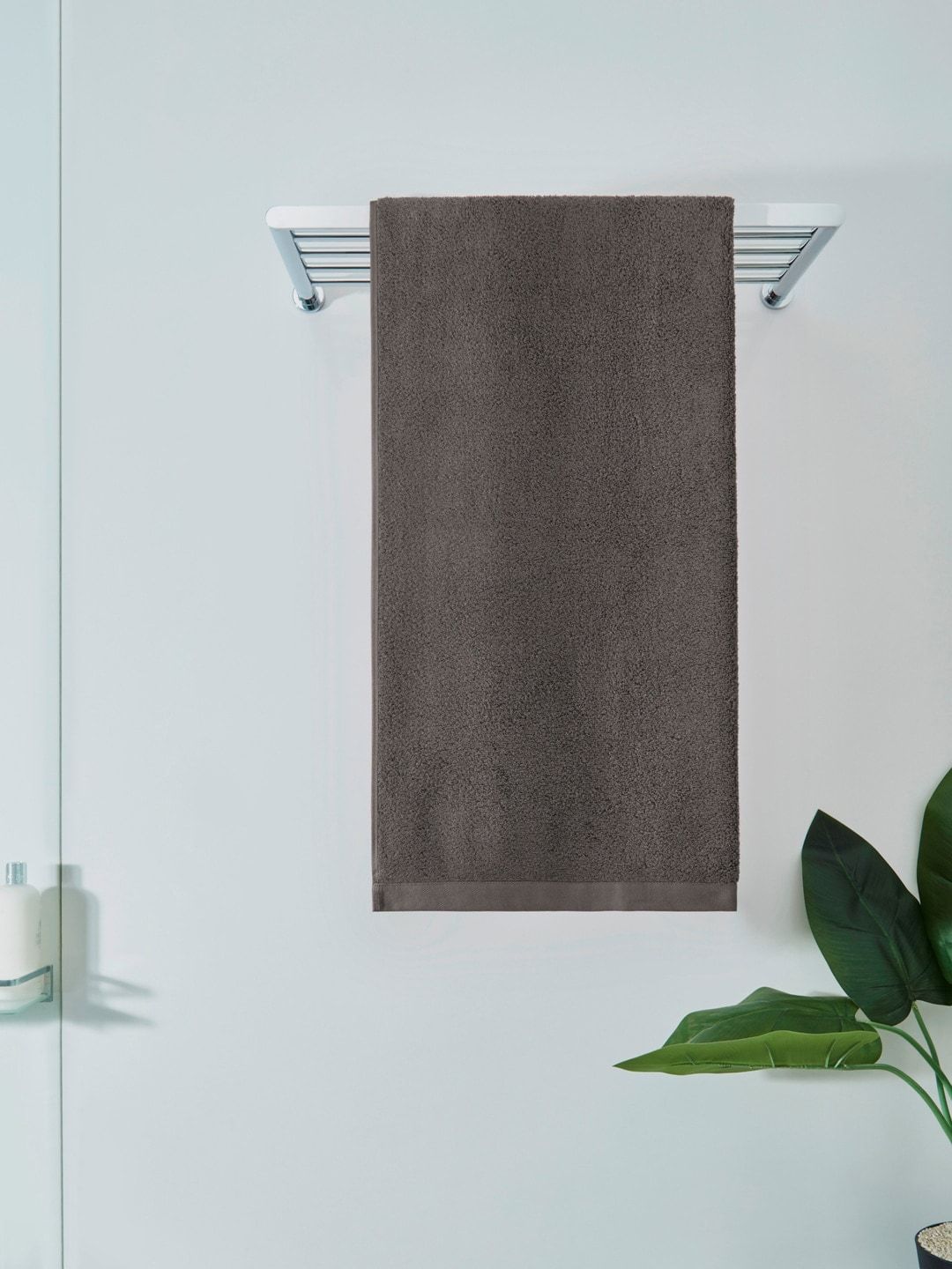 DDecor Live Beautiful Grey Solid Cotton 450GSM Breathable Adult Regular Bath Towel-59x30In