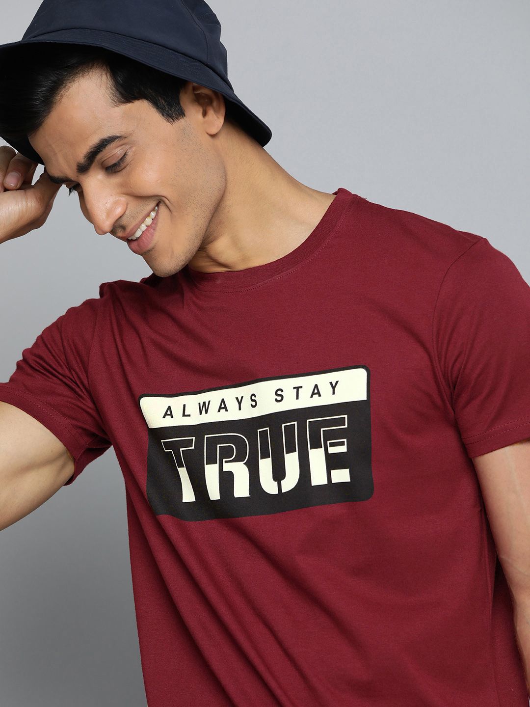 HERENOW Men Maroon  Black Typography Print Round Neck  Cotton T-shirt