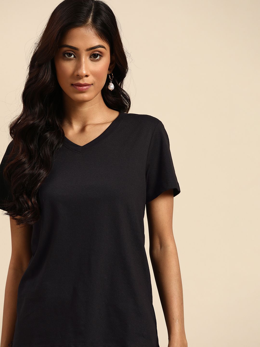 all about you Women Black Solid V-Neck T-shirt