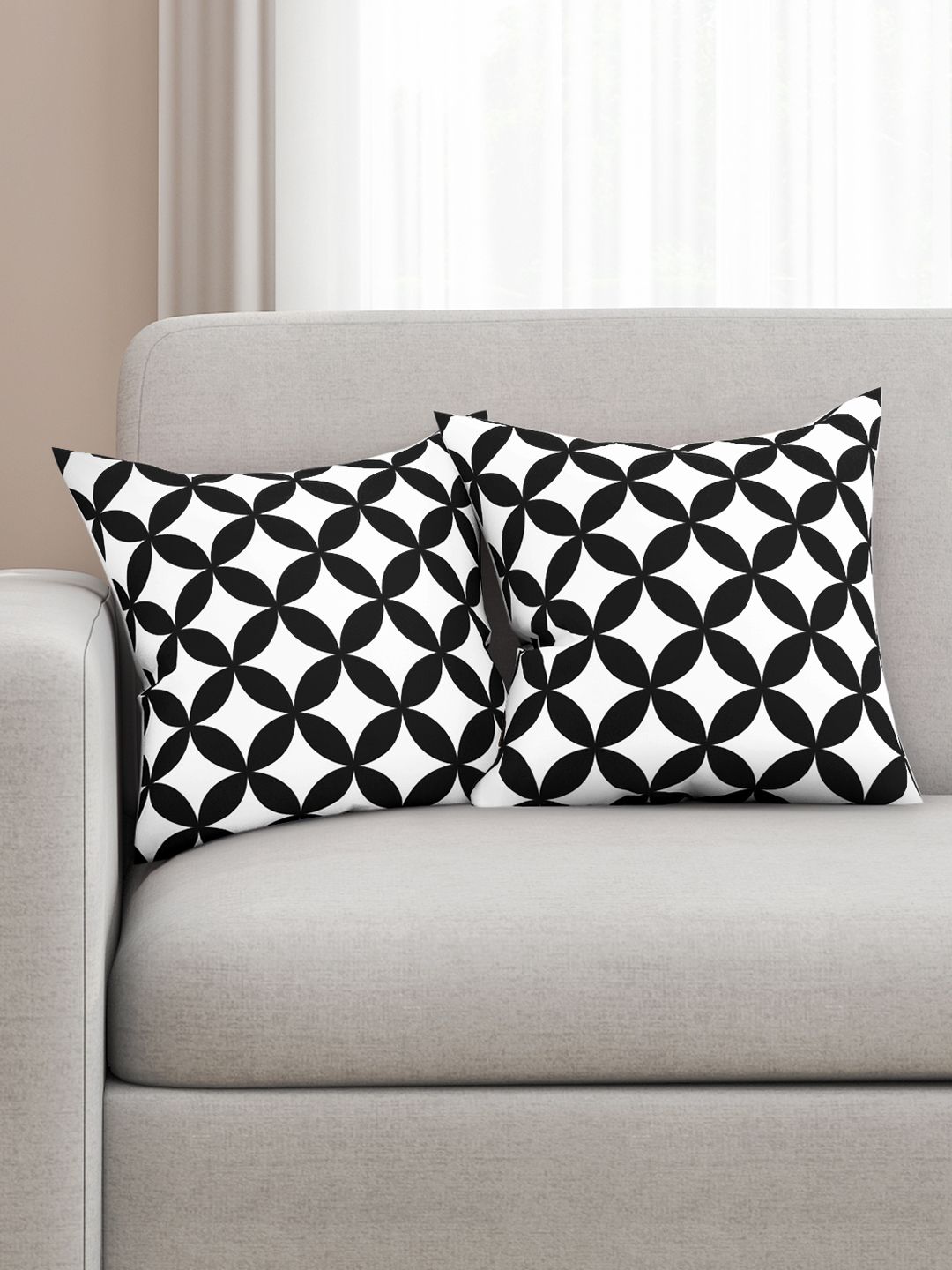 Buy SEJ By Nisha Gupta Black & White Set Of 2 Printed 16