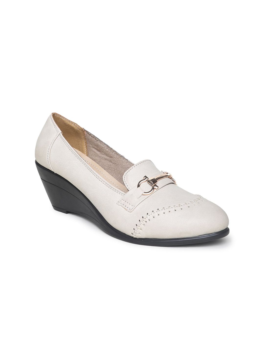 VALIOSAA Cream-Coloured Textured Wedges