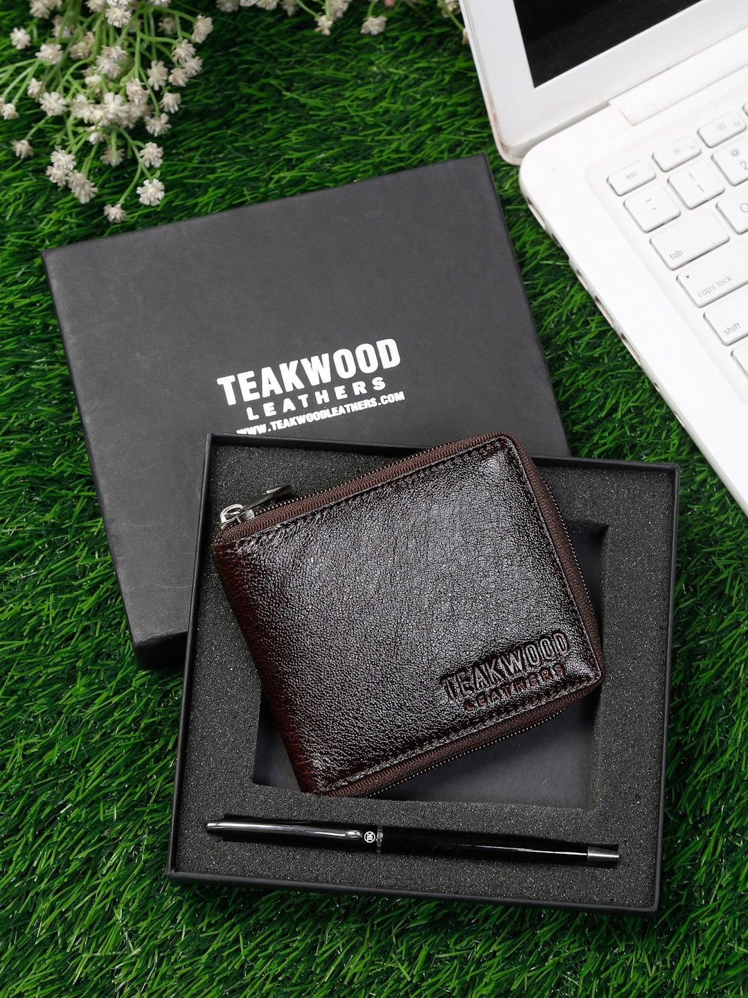 Teakwood Leathers Men Brown & Black Leather Accessory Gift Set