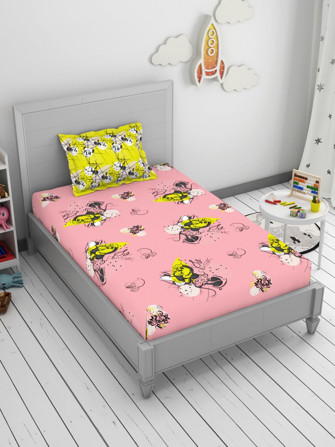CORE Designed by SPACES Pink & Yellow 144 TC Cotton Single Bedsheet with 1 Pillow Cover