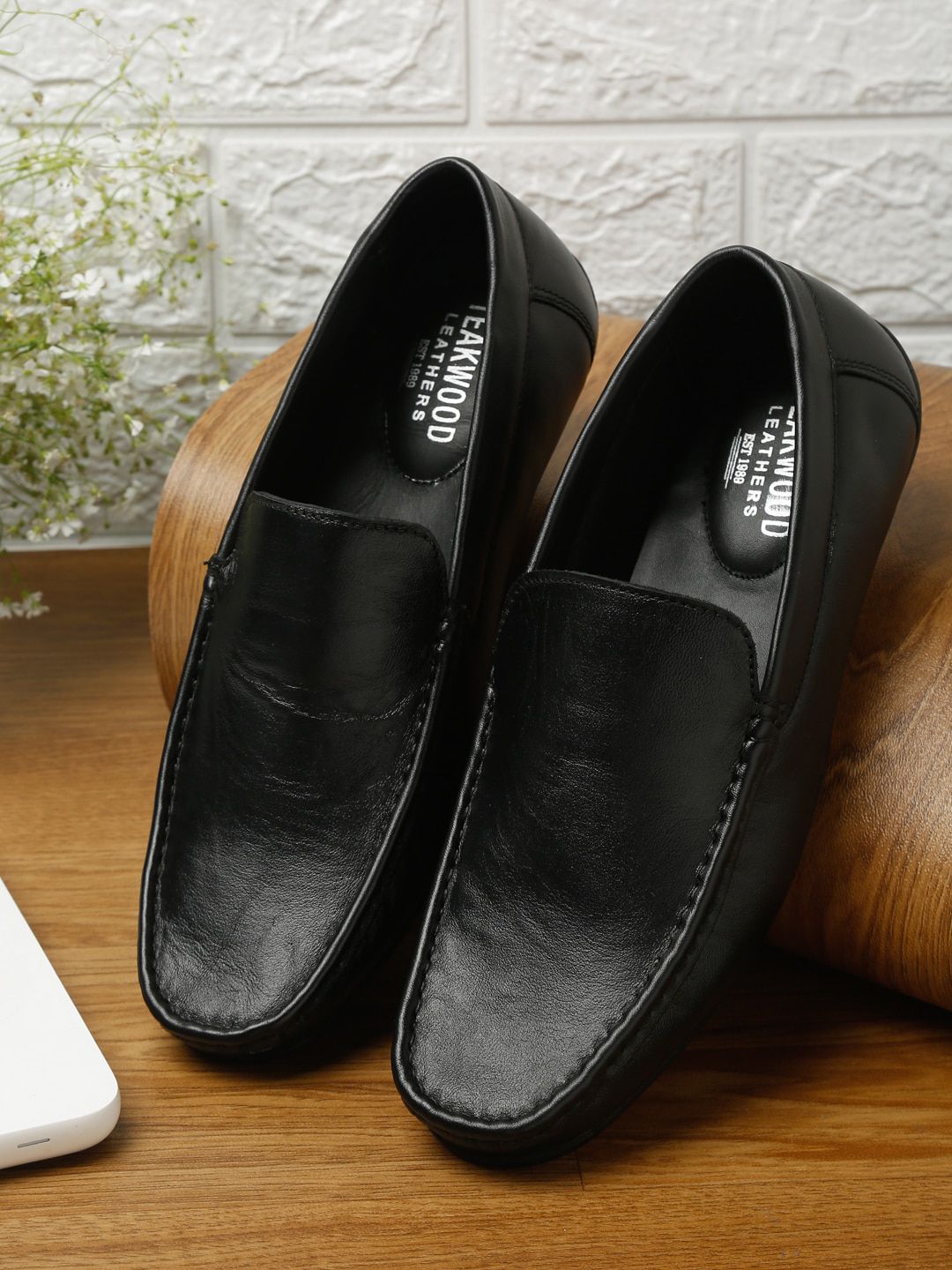 Teakwood Leathers Men Black Textured Leather Formal Loafers
