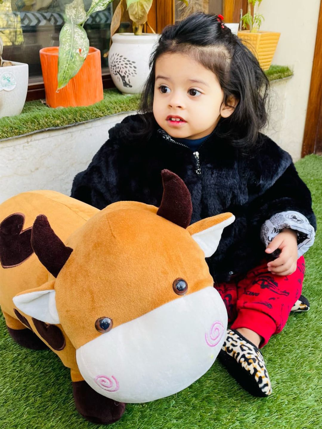 DearJoy Kids Brown & White Cow Shaped Baby Pillow