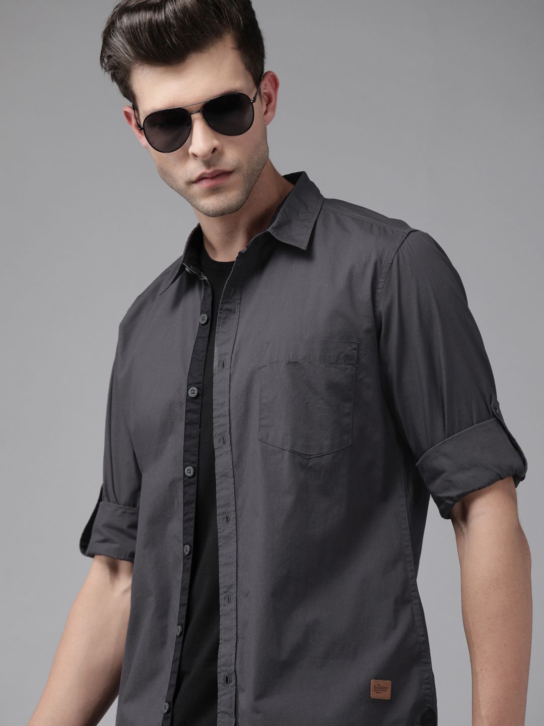 Roadster Men  Cotton Solid Casual Shirt