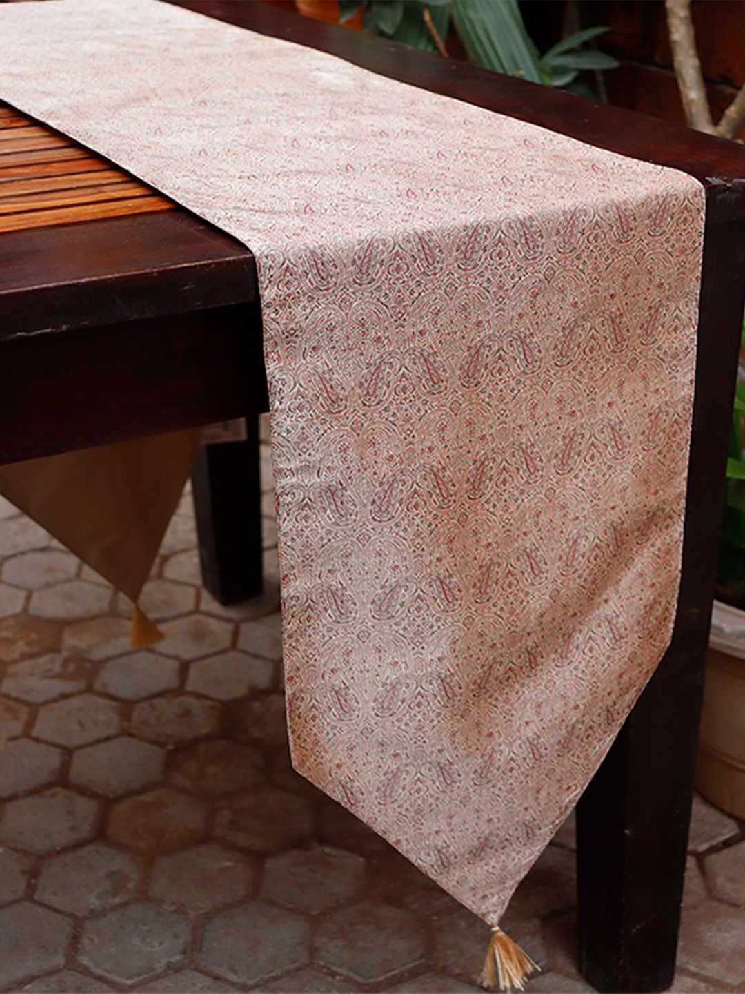 ZEBA Gold Toned Paisley Brocade Silk 6 Seater Table Runner