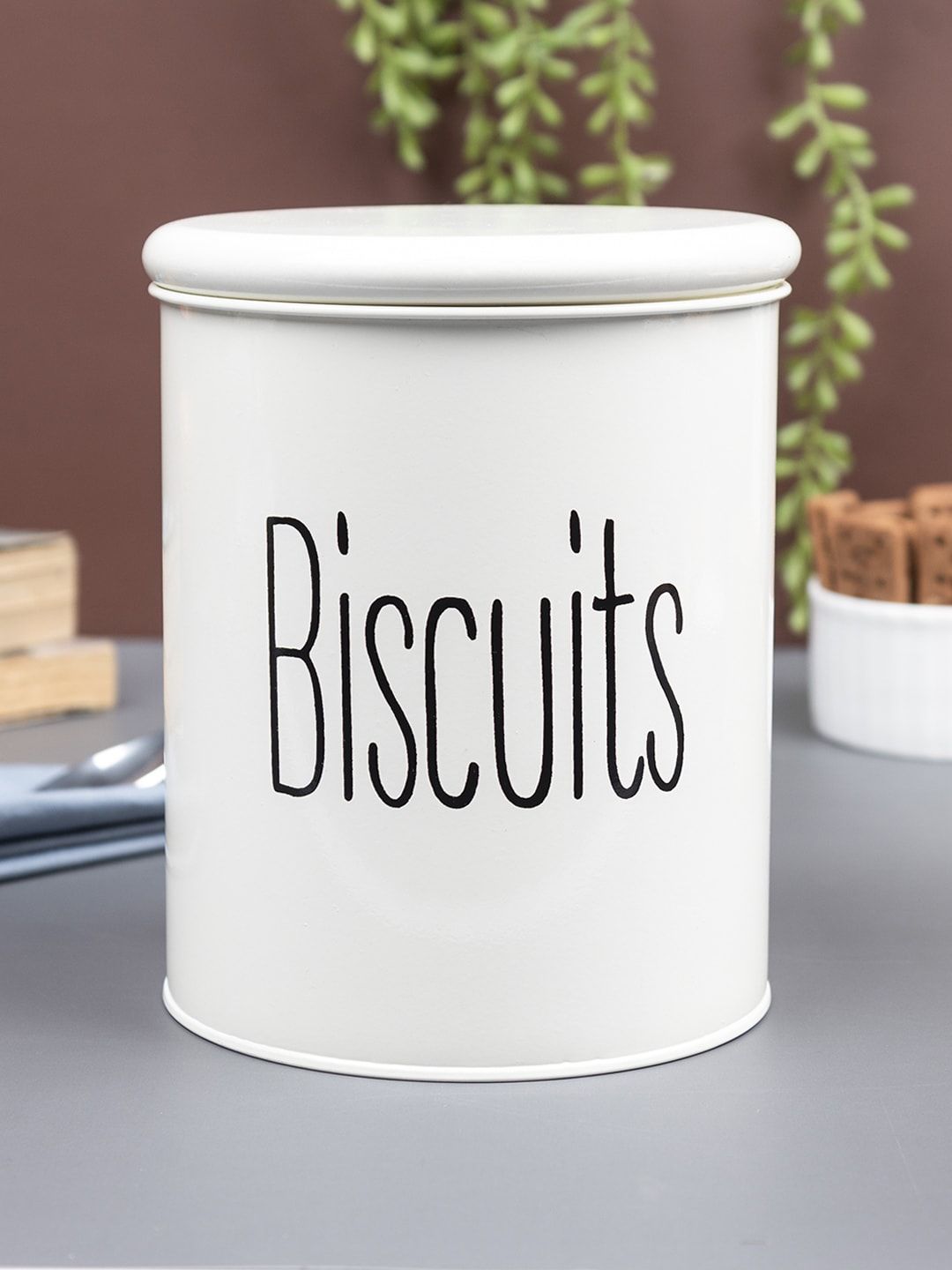 Market99 Off-White Metal Air Tight Clip-On Biscuit Container-1700 ml