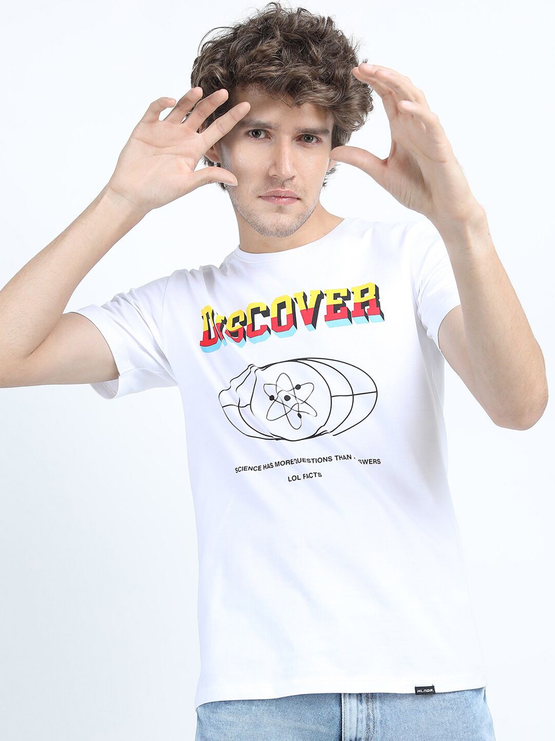 HIGHLANDER Men White & Black Typography Printed Slim Fit Cotton T-shirt