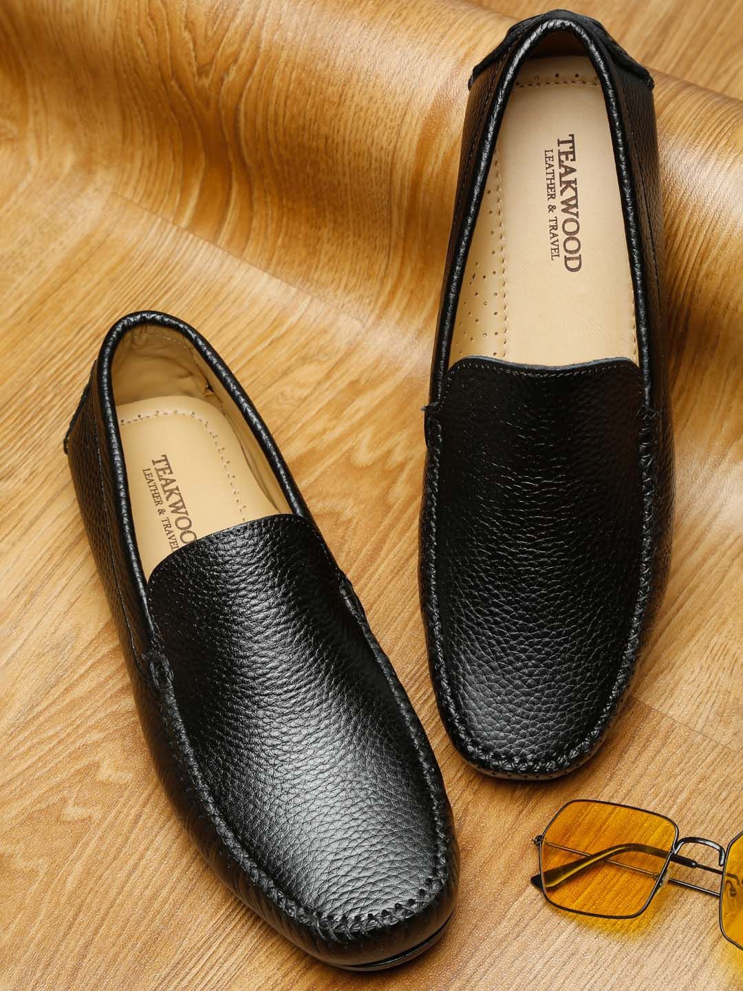 Teakwood Leathers Men Black Solid Leather Formal Loafers