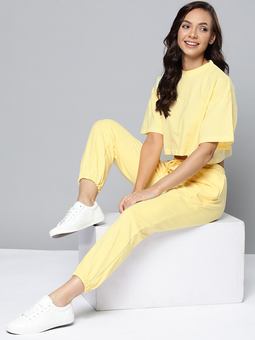 M&H Easy Women Yellow Solid Regular Fit Joggers