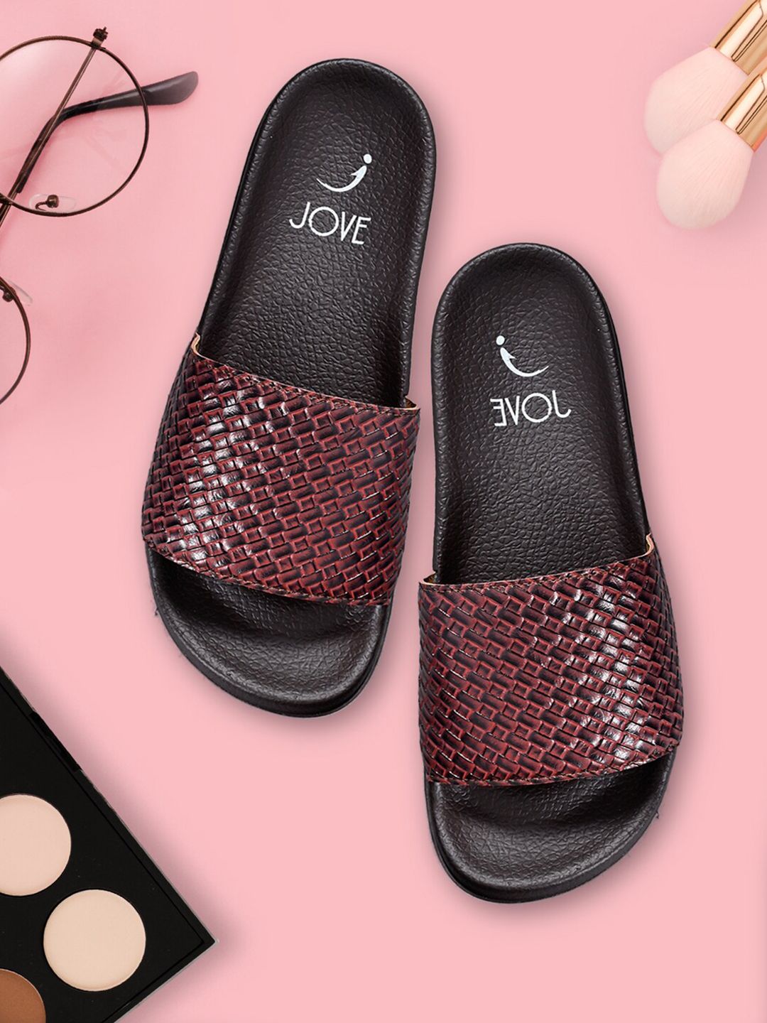 Jove Women Brown Textured Sliders