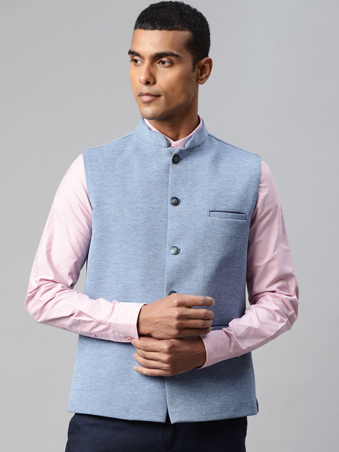 ESSAS club Men Blue Solid Nehru Jacket with Pocket Square