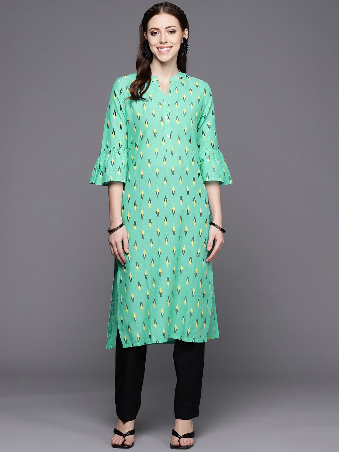 Varanga Women Sea Green & Black Printed Bell Sleeves Kurta