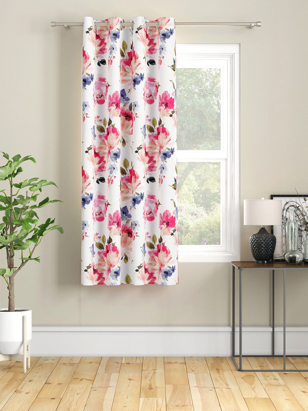 SEJ by Nisha Gupta White & Red Floral Window Curtain