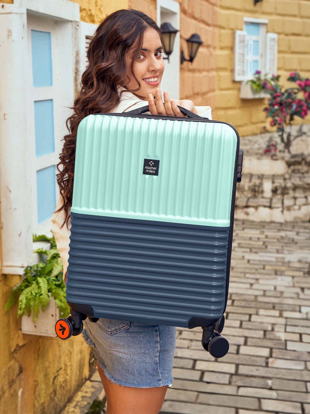 Buy Nasher Miles Textured 360 Degree Rotation 8 Wheel Cabin Trolley Bag  47 L -  - Accessories for Unisex